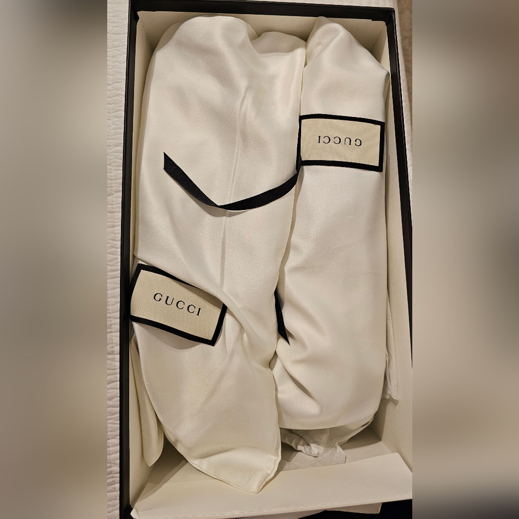 Gucci Size 11 G Run Big Fit Like A 12 And Half Only Worn 5 Times Like New